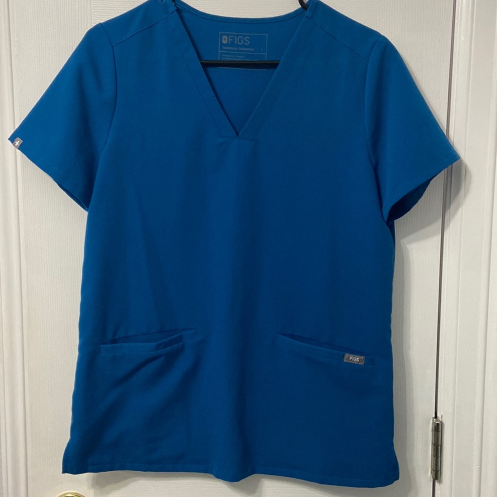 FIGS Scrub Top (S) Alps Blue, Casma Three Pocket, NWOT